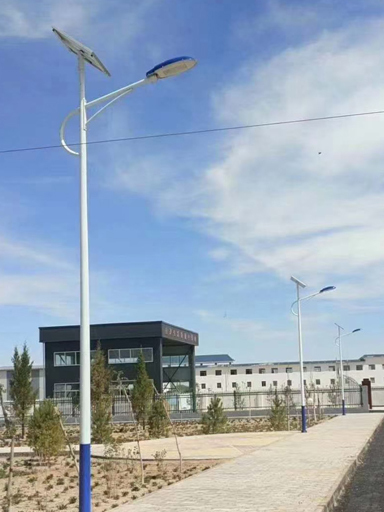 陜西延安市富平縣：捐裝太陽能路燈添光輝 精準(zhǔn)脫貧暖人心